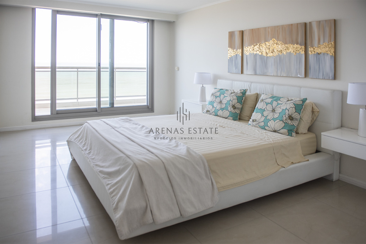 Apartamento ID.3684 - Hermoso Pent-house en torre Imperiale ,venta en zona de la Brava.