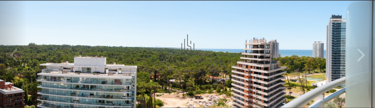 Apartamento ID.2530 - Apartamento en venta de 3 dormitorios en ocean drive, Punta del Este 