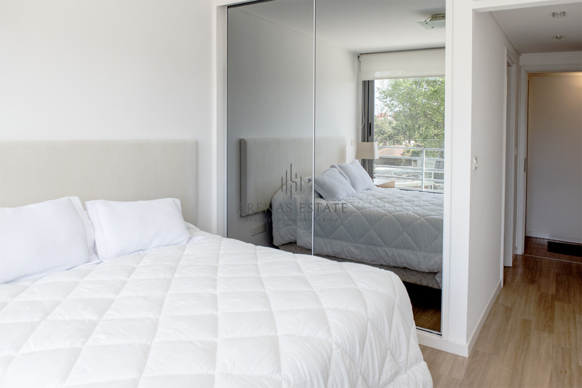 Apartamento ID.4040 - Vende apartamento en Alexander Boulevard de 2 dormitorios.