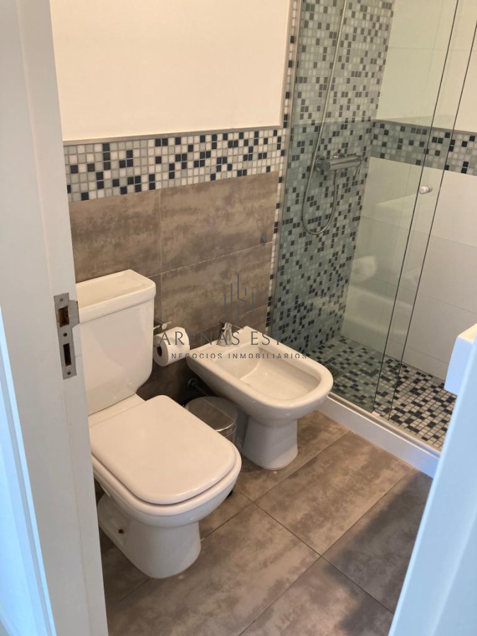 Apartamento ID.2735 - Apartamento en venta de dos dormitorios en Punta del Este