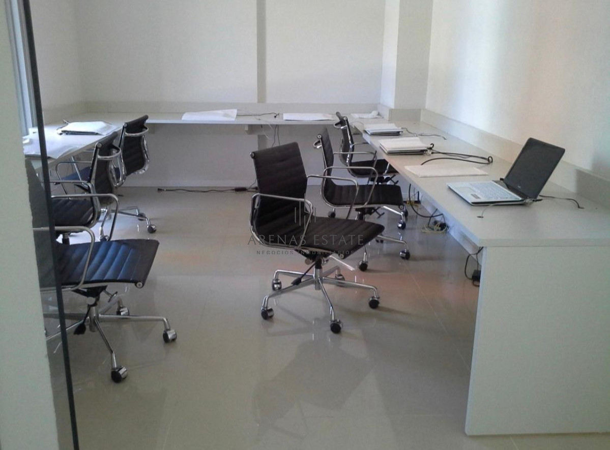 Apartamento ID.2527 - Departamento de 3 dormitorios en Edificio Forest Tower  , Punta del Este 