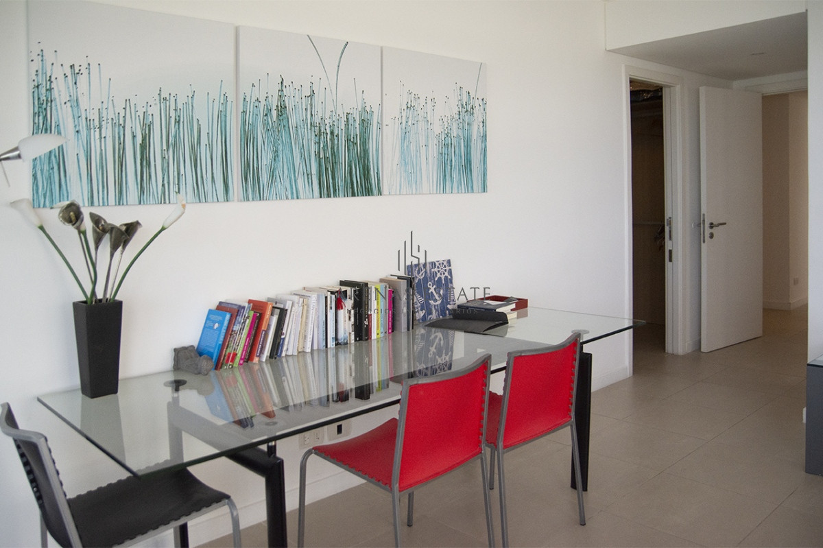 Apartamento ID.3469 - Espectacular Departamento en venta enPlaya brava frente al mar. 4 dormitorios