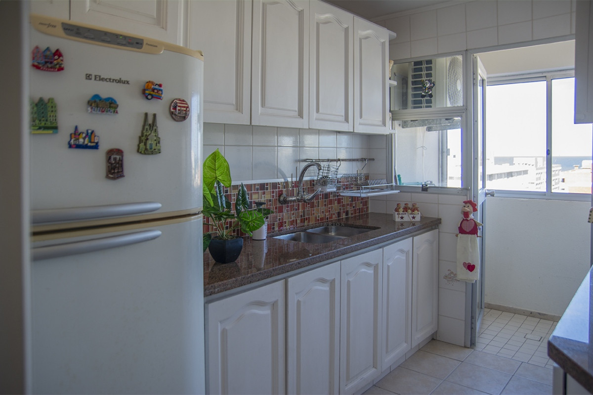 Apartamento ID.1895 - PORTO MARE , PUERTO , Penthouse duplex de 3 dormitorios en venta. Departamento con parrillero. 