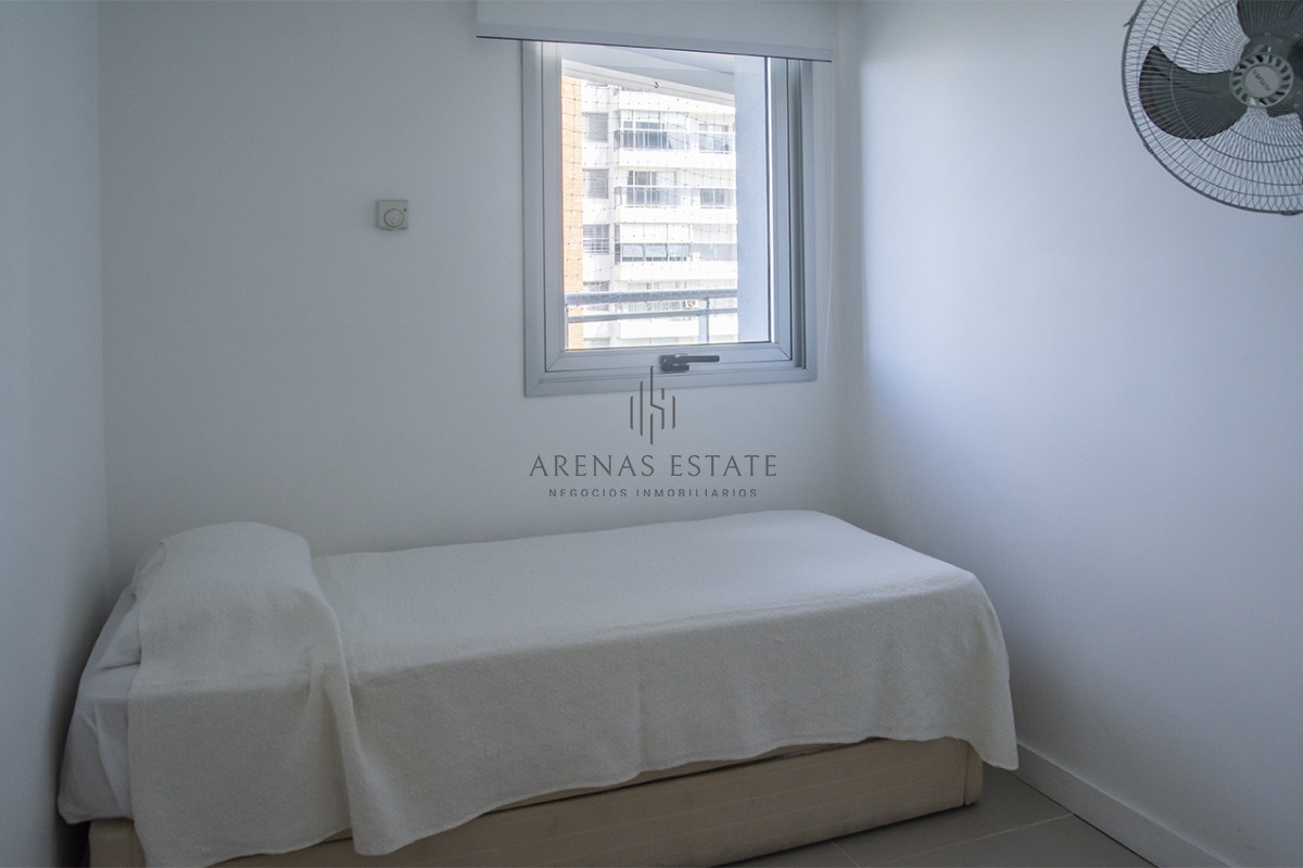 Apartamento ID.2529 - Apartamento en venta de 3 dormitorios en Forest Tower , Punta del este 