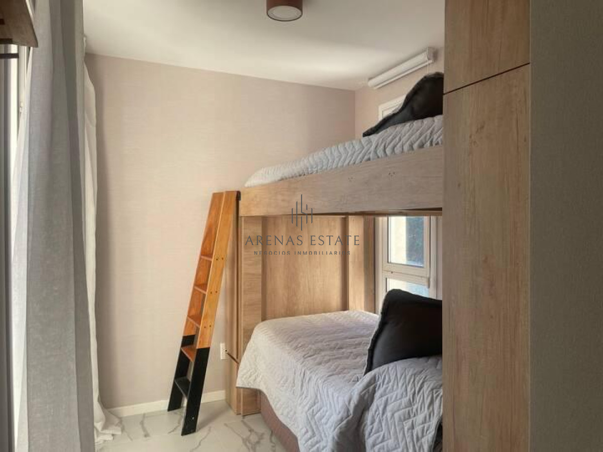 Apartamento ID.3359 - Vende apartamento con vista al mar de 3 suites, en Mansa- Punta del Este.