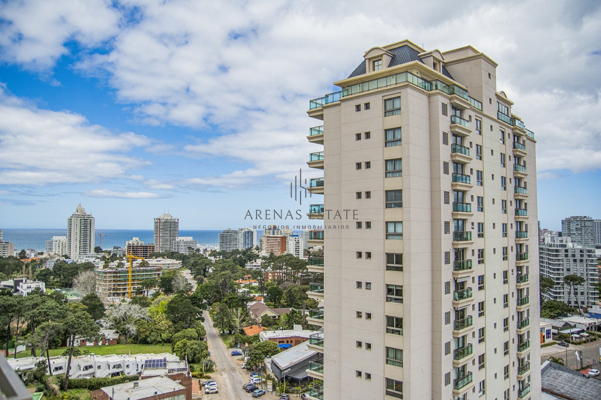 Apartamento ID.2260 - Apartamento en venta de dos dormitorios en Punta del Este 
