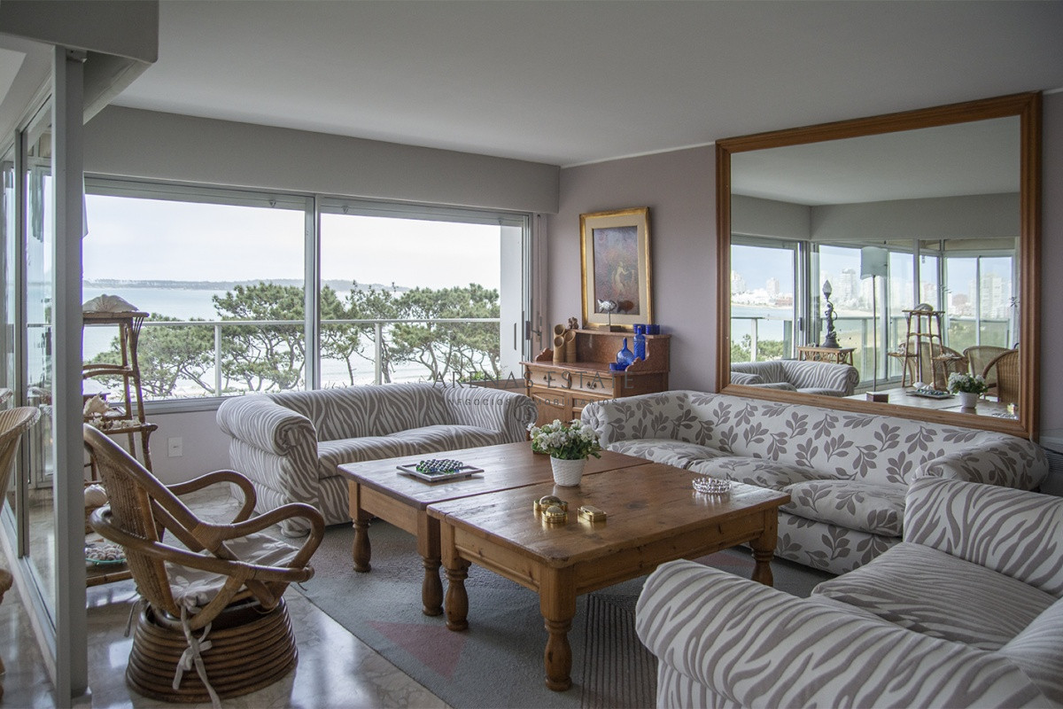 Apartamento ID.2065 - Apartamento en Punta del Este, Mansa