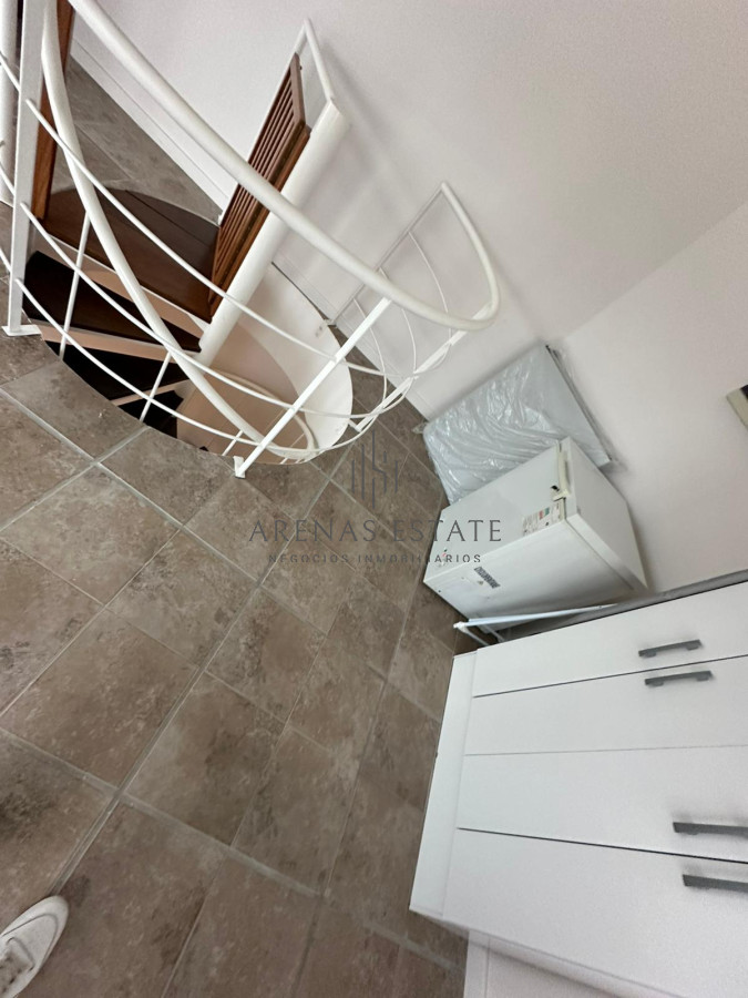 Apartamento ID.3921 - Penthouse de 3 dormitorios en venta a metros de Playa Brava