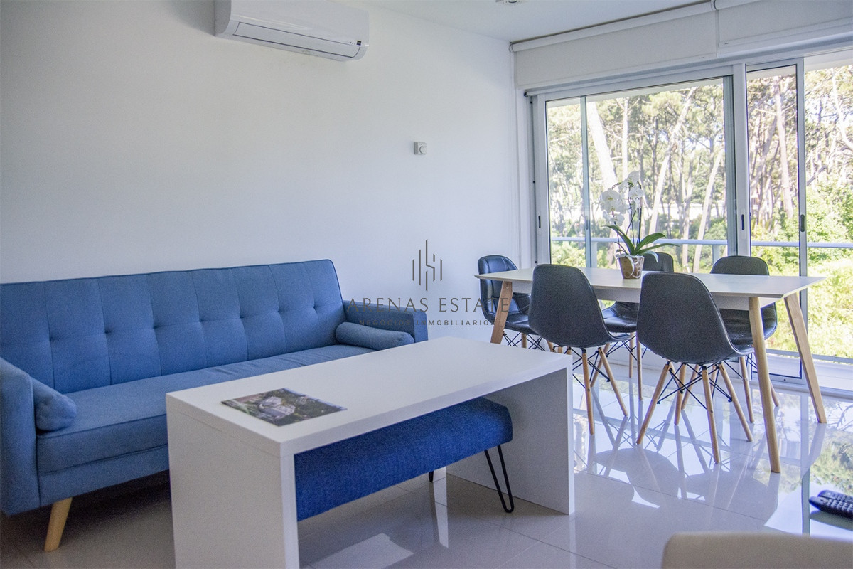 Apartamento ID.2542 - Espectacular departamento duplex a pasos del mar . 3 dormitorios en venta