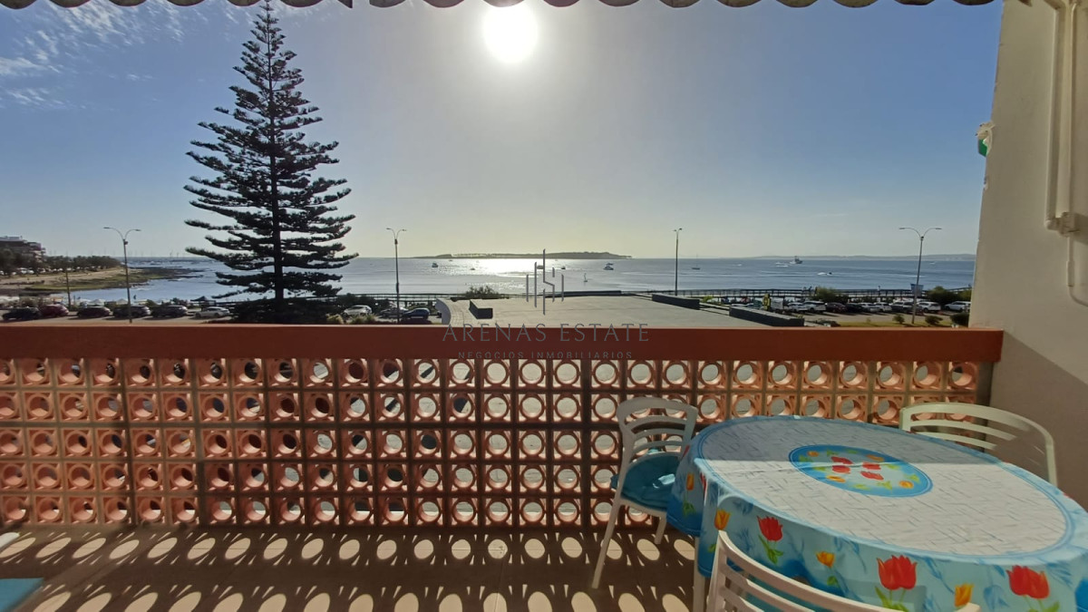 Apartamento ID.2280 - Espectacular departamento de 1 dormitorio recilado en venta frente al mar