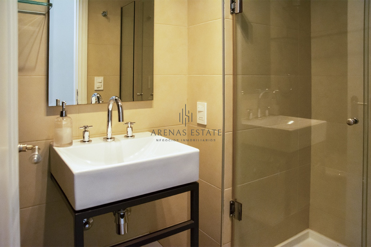 Apartamento ID.3686 - Departamento en venta con amplios dormitorios. Torre Imperiale.