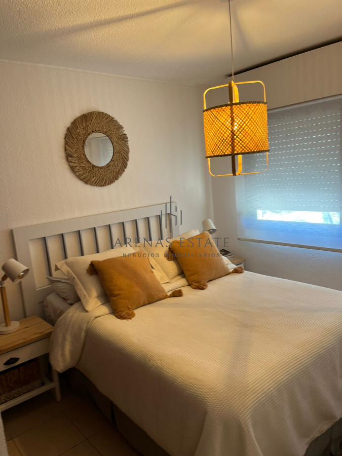 Apartamento ID.3382 - Vende apartamento de 1 dormitorio con parrillero, Punta del Este
