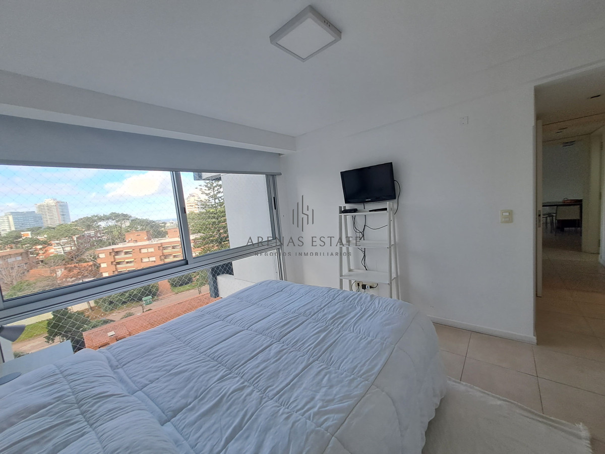 Apartamento ID.2710 - Vende departamento de 3 dormitorios y excelentes amenities en Mansa Punta del Este