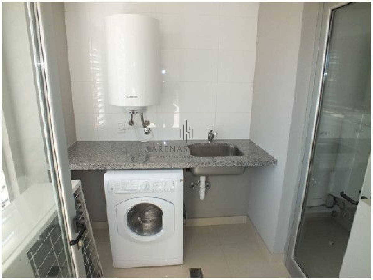 Apartamento ID.2049 - Venta Apartamento de 3 dormitorios en zona Brava, Punta del Este