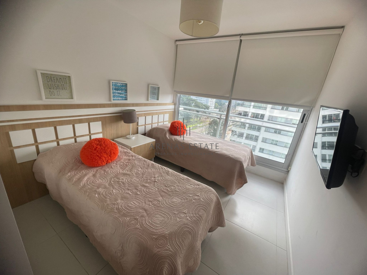 Apartamento ID.3871 - Departamento de 2 dormitorios en venta en Torre Bellagio