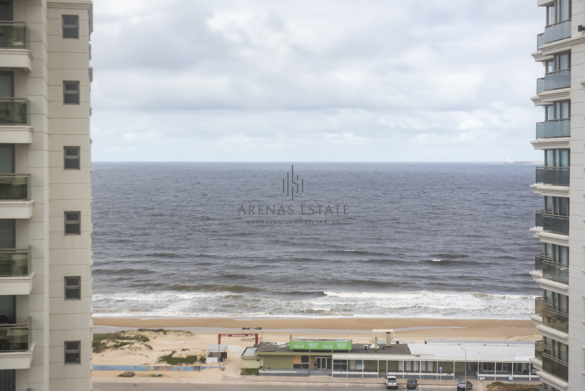 Apartamento ID.3378 - Increíble apartamento con excelente vista al mar. Torre Imperiale.