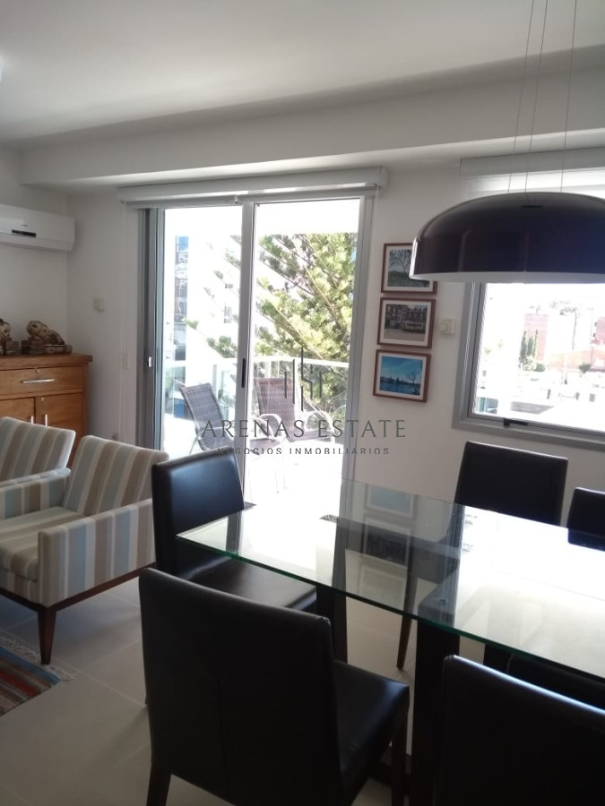 Apartamento ID.2735 - Apartamento en venta de dos dormitorios en Punta del Este