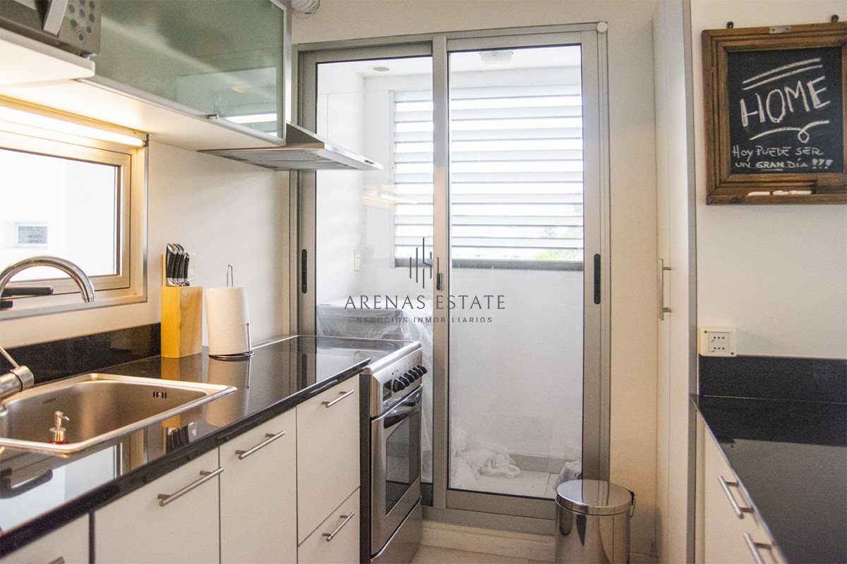 Apartamento ID.1475 - Departamento de 1 dormitorio y medio en venta en complejo con amenities. Playa Brava
