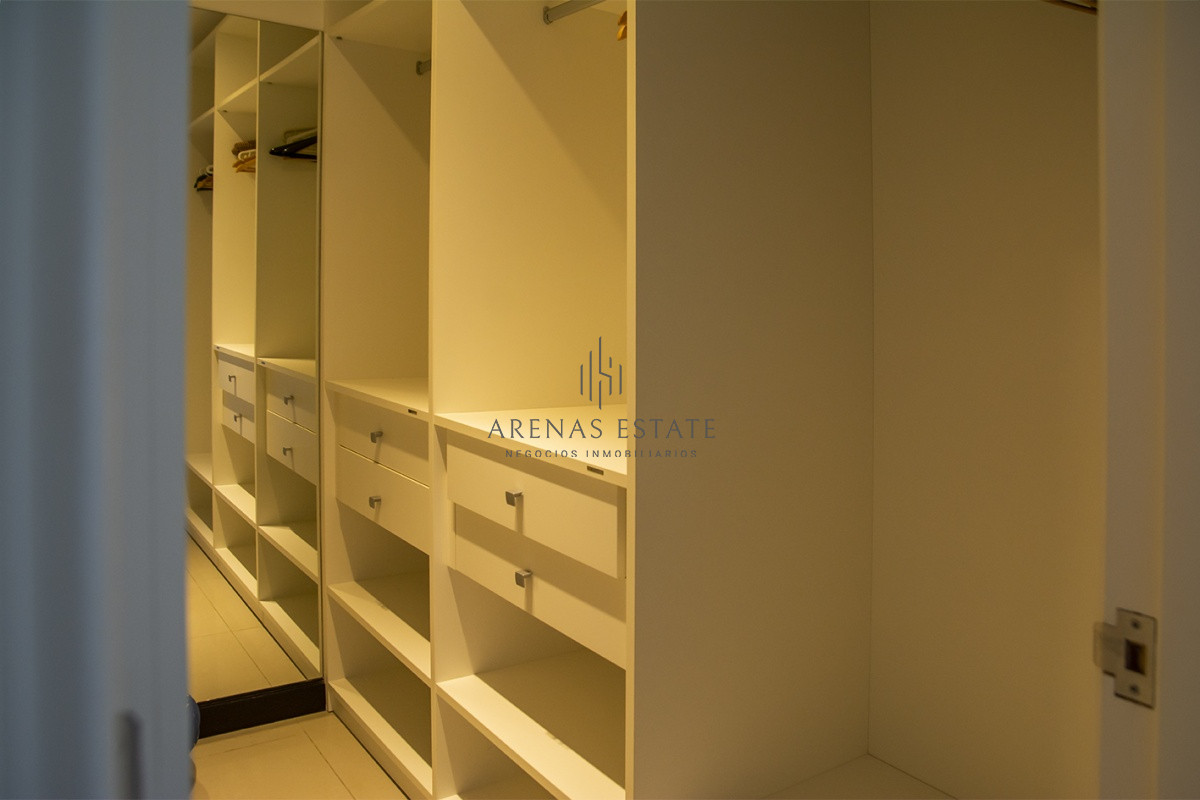 Apartamento ID.3475 - Departamento en Torre Lobos en venta, unidad de 3 dormitorios con vista al mar, Punta del Este 