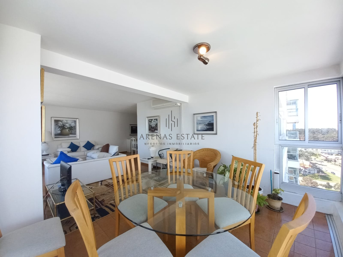 Apartamento ID.2535 - Complejo Lincoln center , Apartamento sobre playa mansa en venta