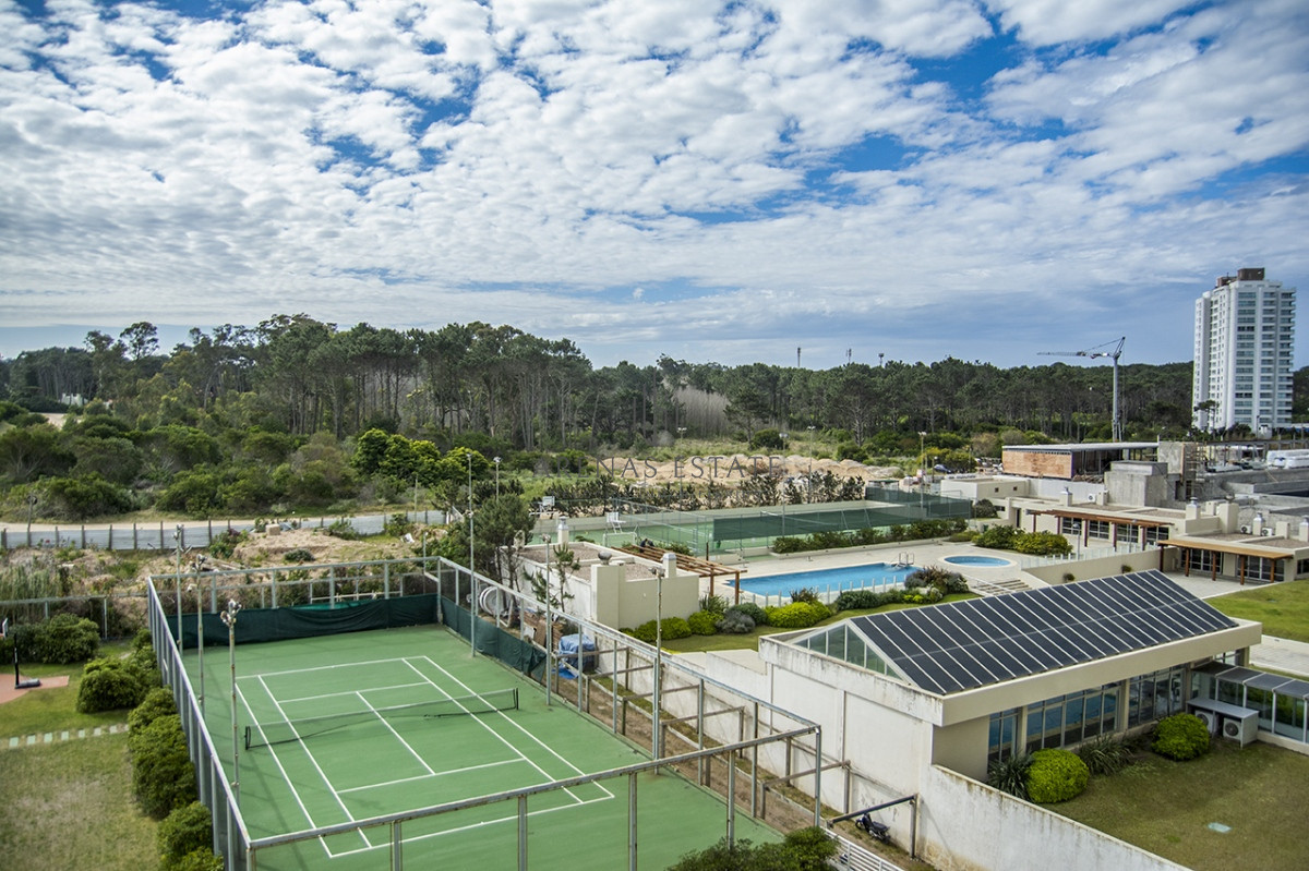 Apartamento ID.3469 - Espectacular Departamento en venta enPlaya brava frente al mar. 4 dormitorios