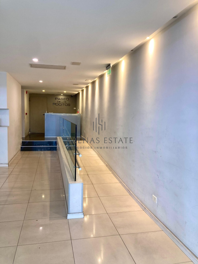 Apartamento ID.2594 - Monoambiente en Paseo de los Pocitos - A 2 cuadras de la Rambla