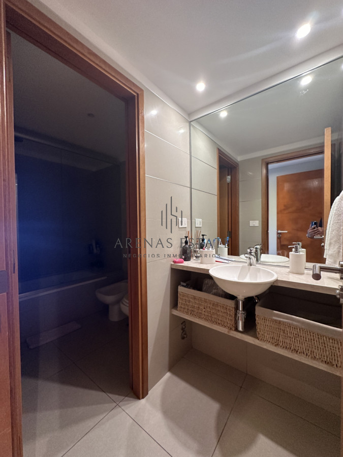 Apartamento ID.3589 - Vende apartamento de 1 dormitorio y medio en Tressesenta, Punta del Este