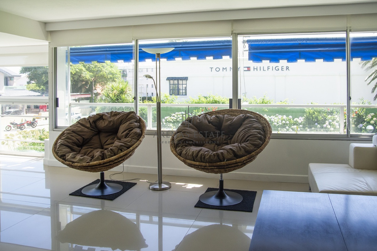 Apartamento ID.2068 - Hermoso Departamento en venta.
