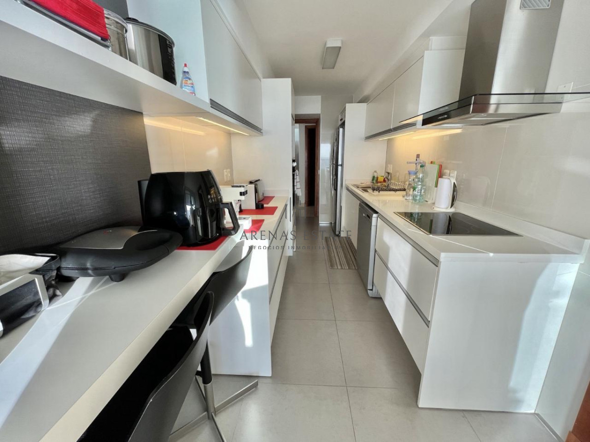 Apartamento ID.3473 - Apartamento  en Venta de 3 dormitorio en Playa Mansa , Torre Miami Boulevard