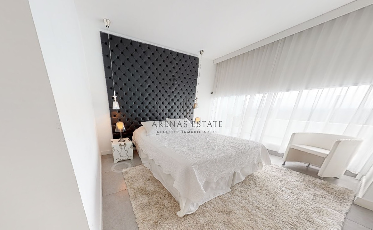 Apartamento ID.2047 - Penthouse de 3 dormitorios en venta en Torre Yoo
