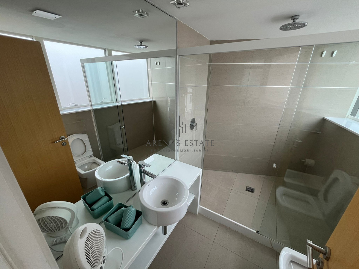 Apartamento ID.4041 - Alexander Collection Oportunidad a mts del mar