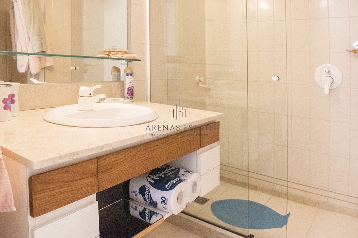 Apartamento ID.2987 - Espectcular departamento en venta frente al puerto 4 dormitorios