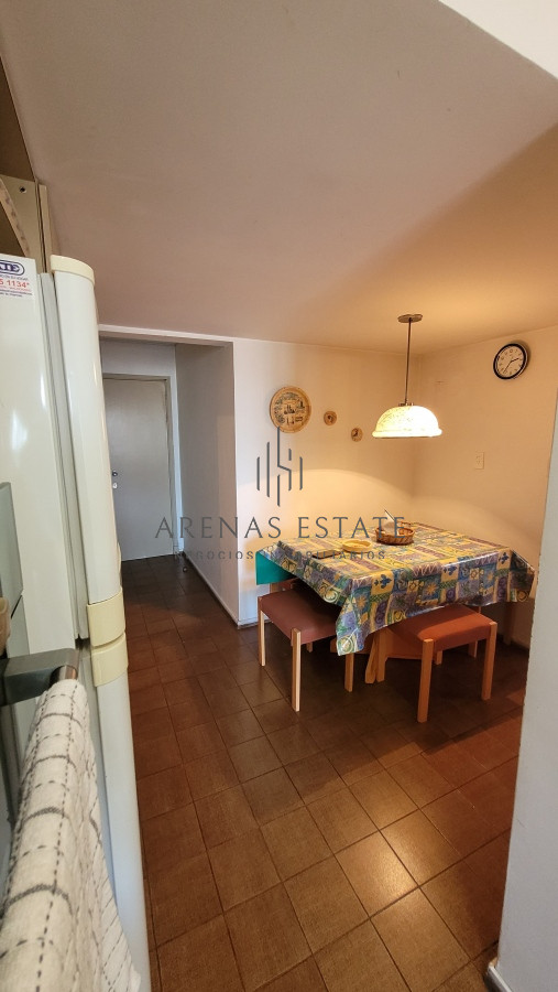 Apartamento ID.3805 - Alquiler de departamento en Peninstula, de 3 dormitorios mas dep de servicio, en Punta del Este