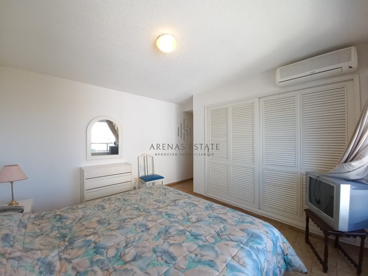 Apartamento ID.2535 - Complejo Lincoln center , Apartamento sobre playa mansa en venta