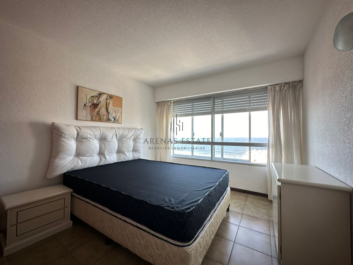 Apartamento ID.3791 - Vende apartamento de 3 dormitorios en Torre Gattas, Punta del Este 