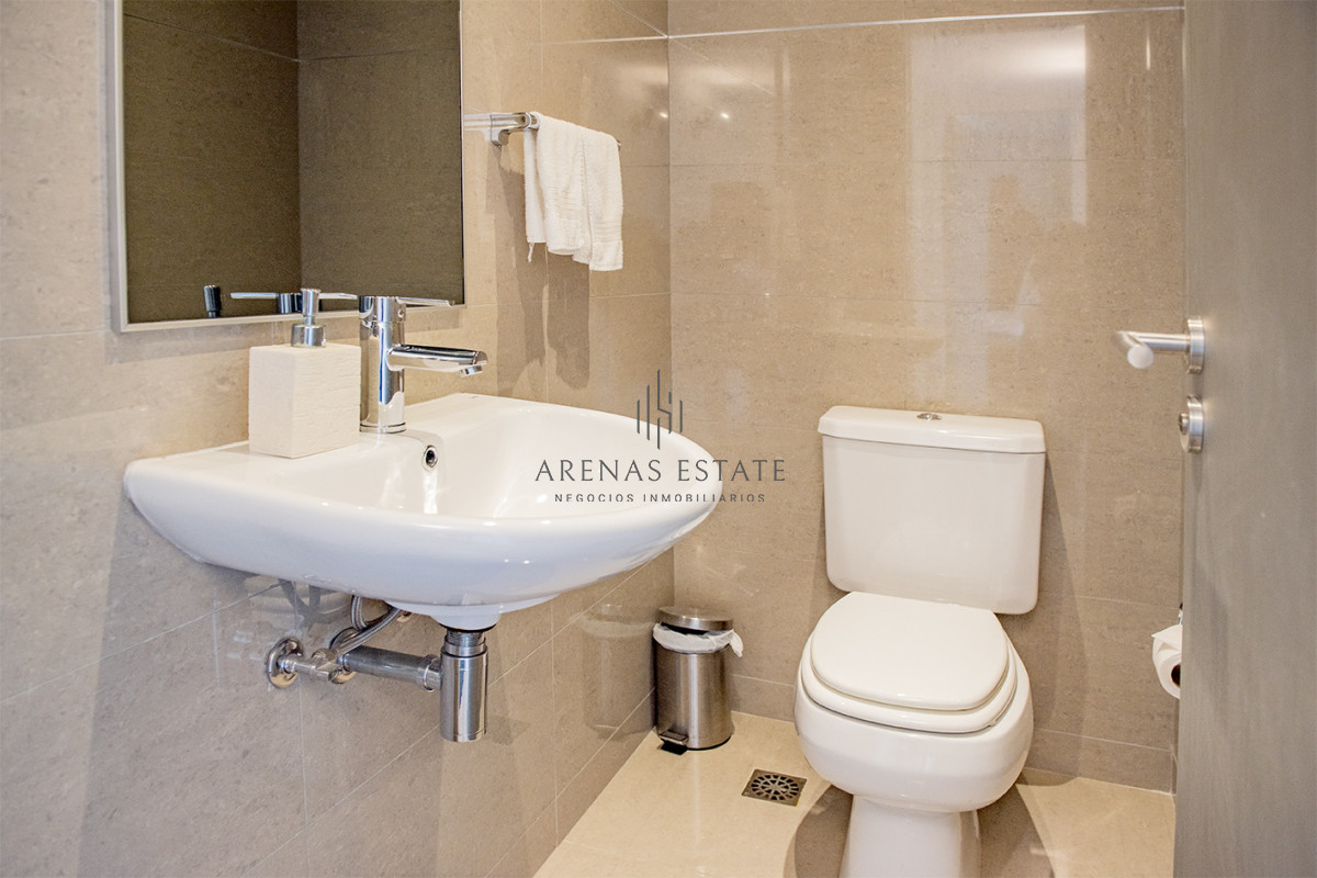 Apartamento ID.4040 - Vende apartamento en Alexander Boulevard de 2 dormitorios.