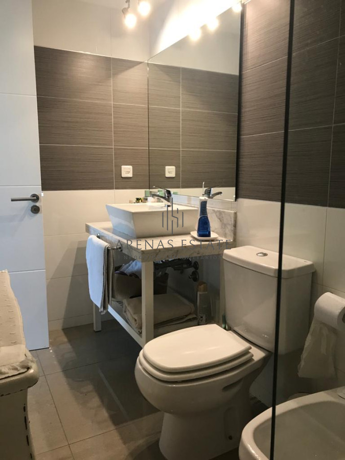 Apartamento ID.2961 - Apartamento en venta de 2 dormitorios en Punta Del Este
