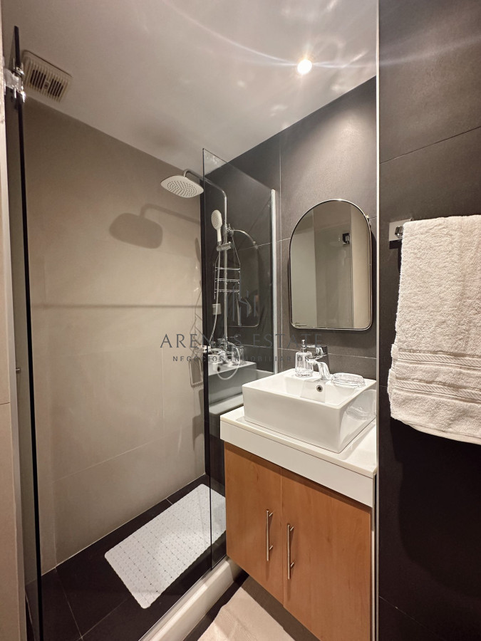 Apartamento ID.2594 - Monoambiente en Paseo de los Pocitos - A 2 cuadras de la Rambla