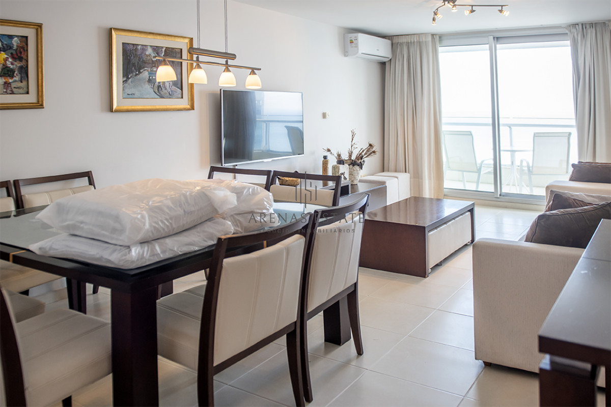 Apartamento ID.2822 - Apartamento de 2 dormitorios en Venta en Playa Mansa , Punta del este 
