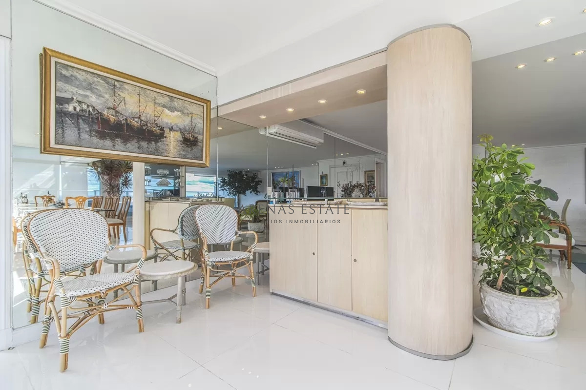 Apartamento ID.2229 - Vende excelente departamento 3 dormitorios en Tunquelen , Playa Mansa, Punta del este