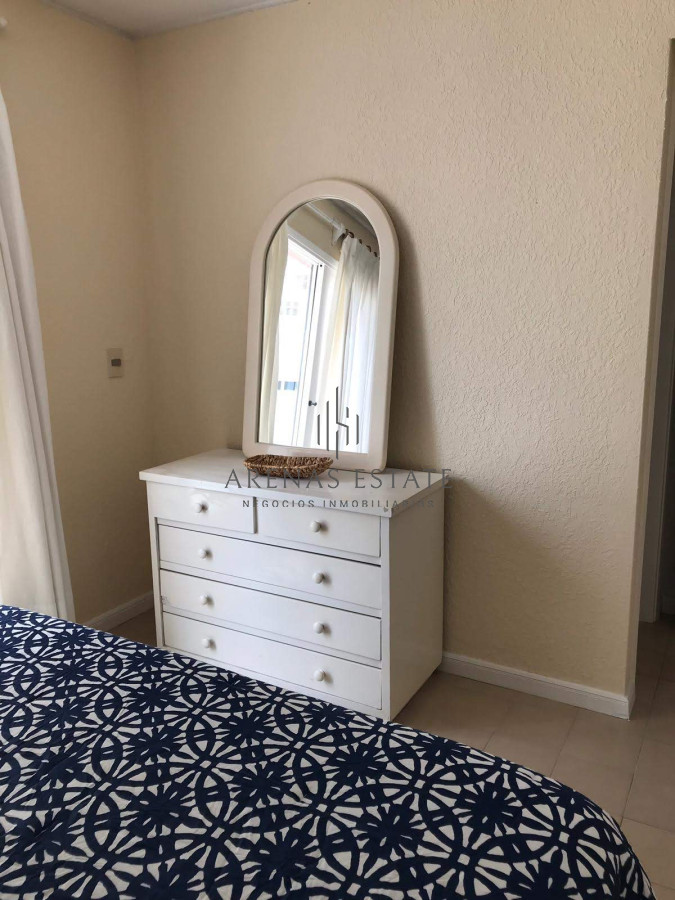 Apartamento ID.4194 - Apartamento en venta en Peninsula, Punta del Este 