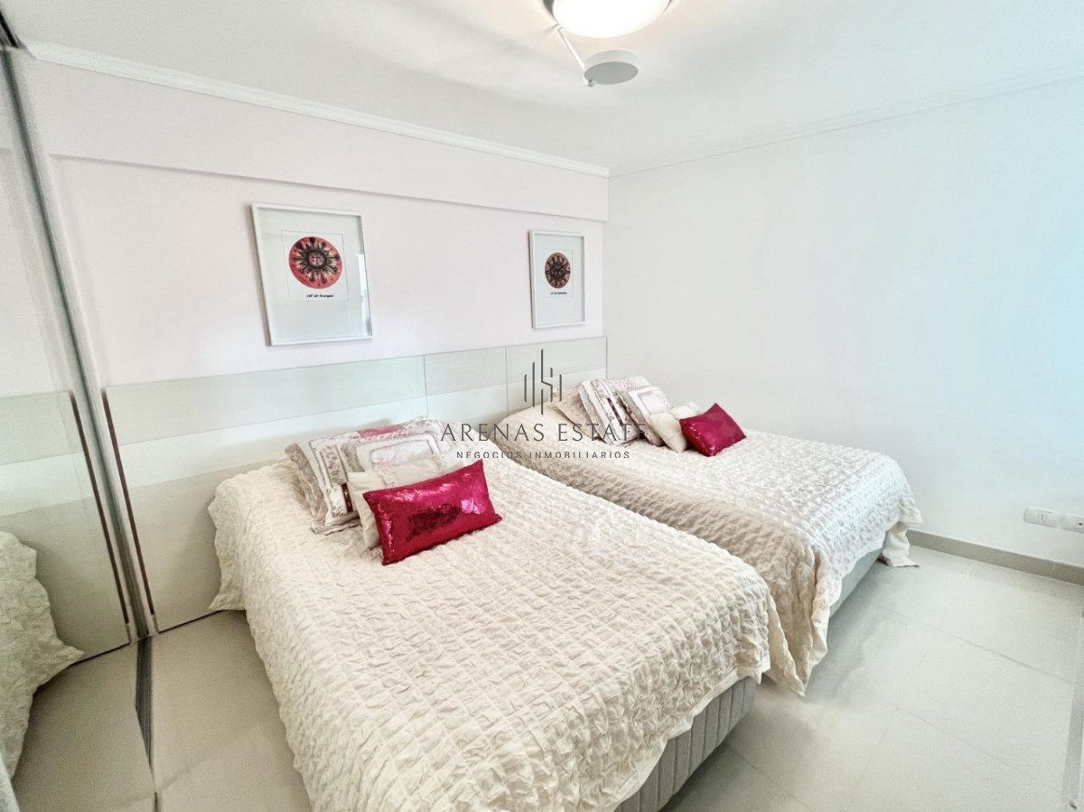 Apartamento ID.3473 - Apartamento  en Venta de 3 dormitorio en Playa Mansa , Torre Miami Boulevard