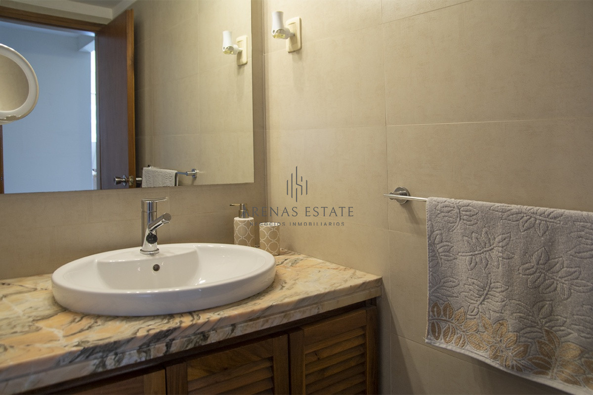 Apartamento ID.2221 - Departamento en venta de 3 dormitorios en Roosevelt Center, Punta del este 
