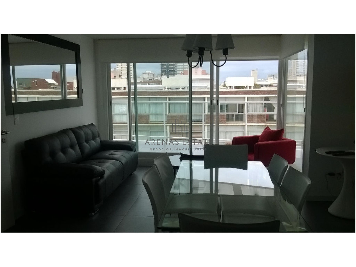 Apartamento ID.1020 - Apartamento de 2 dormitorios en La Península, Punta del Este