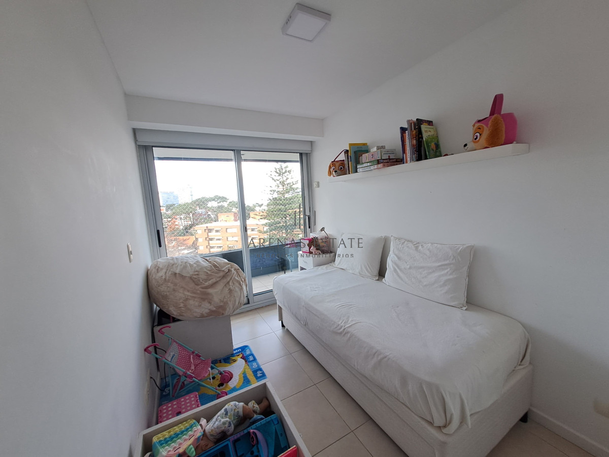 Apartamento ID.2710 - Vende departamento de 3 dormitorios y excelentes amenities en Mansa Punta del Este