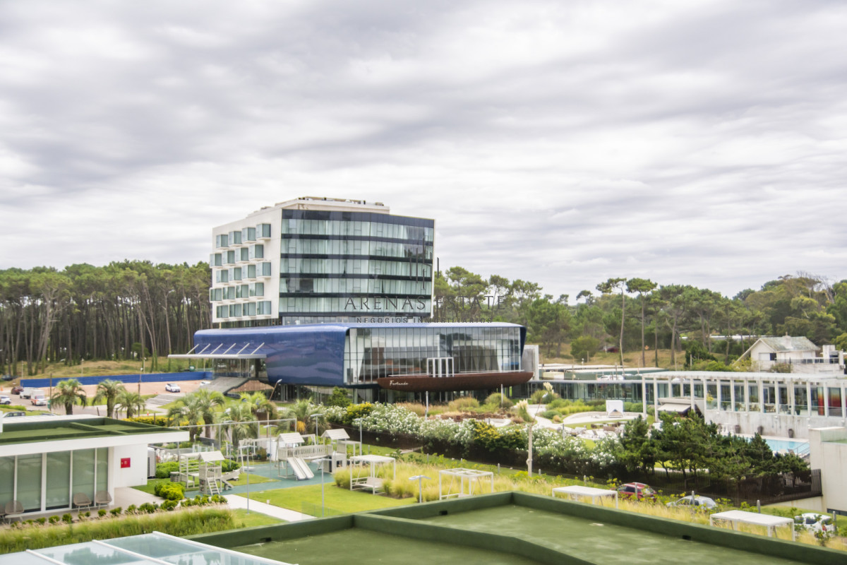 Apartamento ID.4210 - Vistas panoramicas de Playa Brava, Departamento de 3 dormitorios en venta. Torre Le Parc