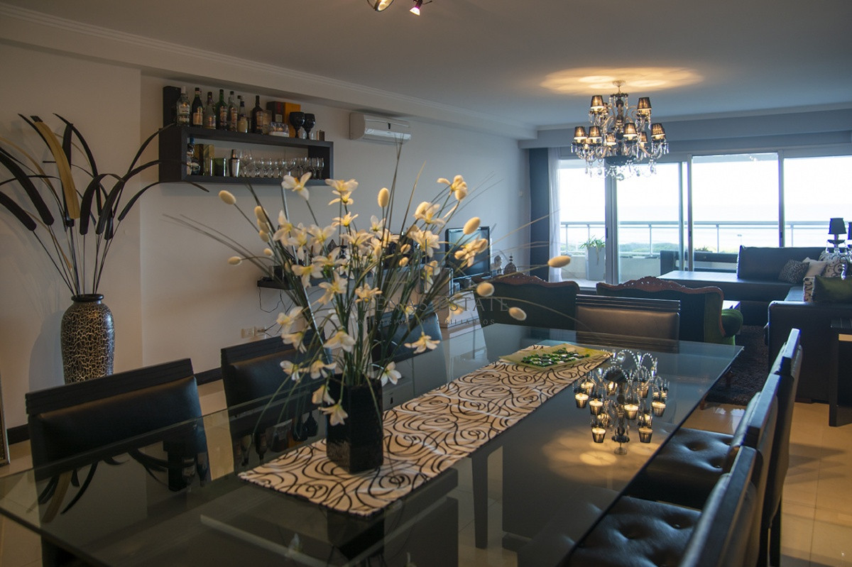 Apartamento ID.3476 - Departamento en venta frente al mar. Torre Lobos, Playa Brava, 3 dormitorios.