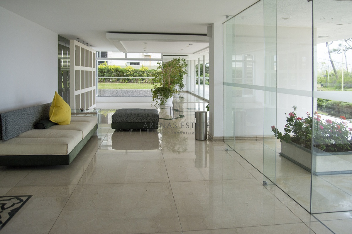 Apartamento ID.2065 - Apartamento en Punta del Este, Mansa