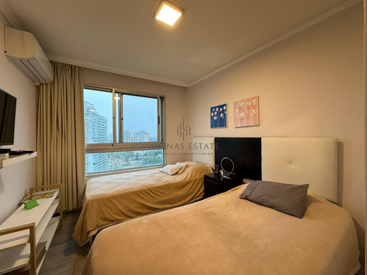 Apartamento ID.3921 - Penthouse de 3 dormitorios en venta a metros de Playa Brava