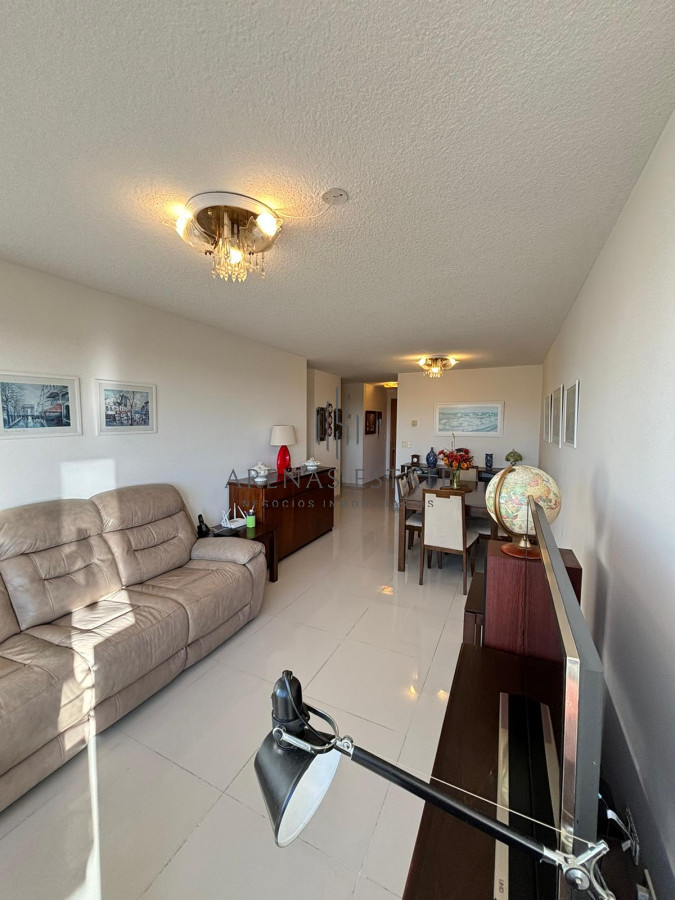 Apartamento ID.2487 - Apartamento de 2 dormitorios en Av. Roosevelt, Punta del este , Maldonado 